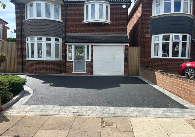 Tarmacing in Bristol